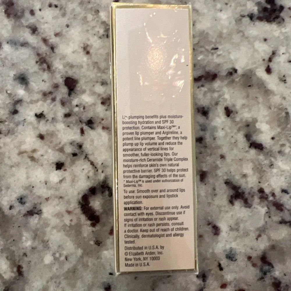 Elizabeth Arden Ceramide Plump Perfect Lip Moisture Cream NEW